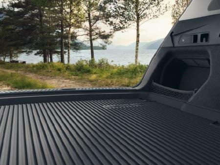 bandeja maletero audi