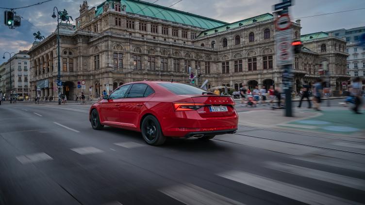skoda superb sarsa