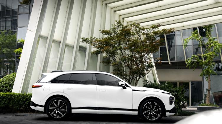 Xpeng G9
