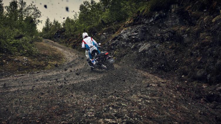 X-ADV