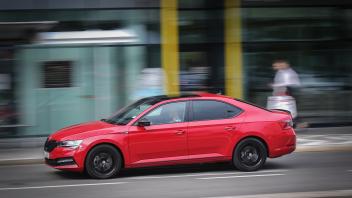 skoda superb sarsa