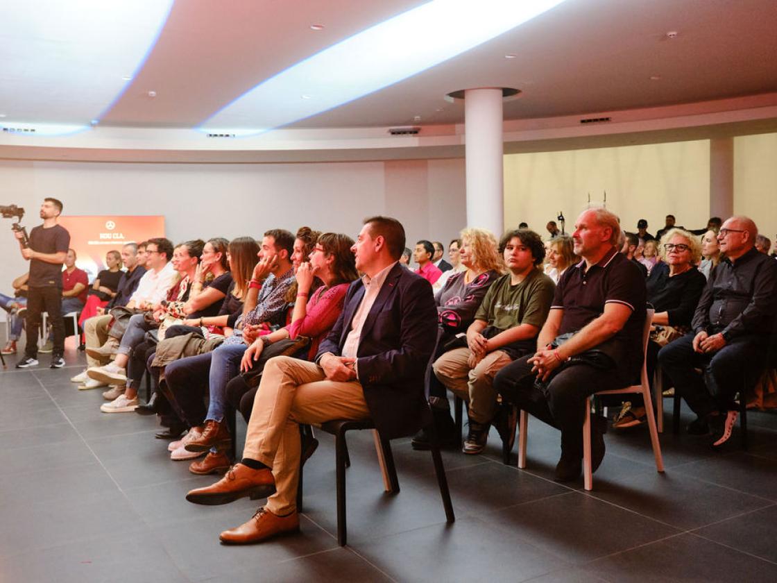 CLA 100 % eléctrico