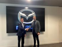 CEO Mazda y CEO Movento
