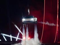 Coche volador de Tesla 